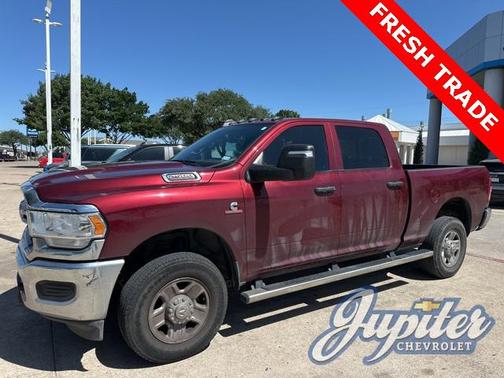 2024 RAM 2500 Tradesman Crew Cab 4x4 6'4' Box