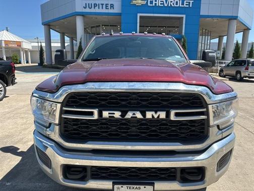 2024 RAM 2500 Tradesman Crew Cab 4x4 6'4' Box