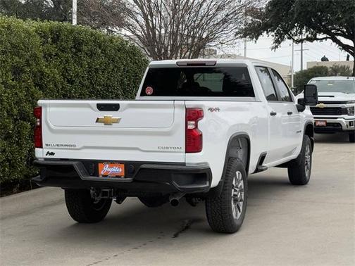 2026 Chevrolet Silverado 2500 Custom