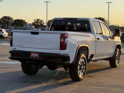 2026 Chevrolet Silverado 2500 Custom