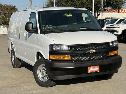 2025 Chevrolet Express 2500 Work Van