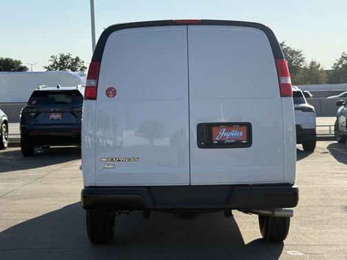 2025 Chevrolet Express 2500 Work Van