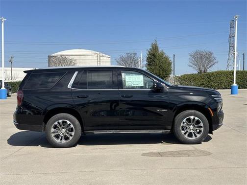 2025 Chevrolet Tahoe LS