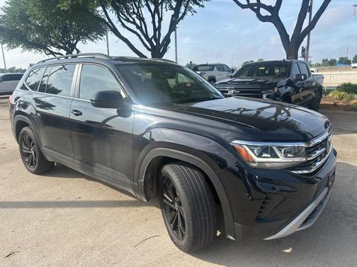 2023 Volkswagen Atlas 3.6L SE w/Technology