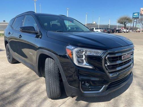 2023 GMC Terrain AT4