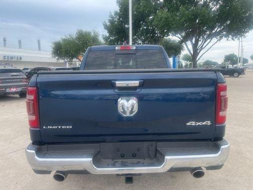 Patriot Blue Pearlcoat 2021 RAM 1500 Limited