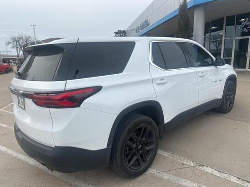 2022 Chevrolet Traverse LS