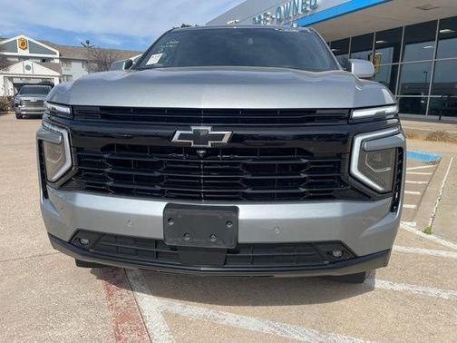 2025 Chevrolet Suburban RST