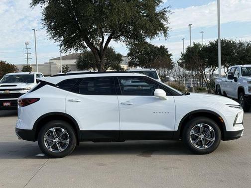 2026 Chevrolet Blazer LT