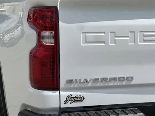 2025 Chevrolet Silverado 2500 Custom