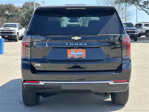2025 Chevrolet Tahoe LS