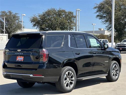 2025 Chevrolet Tahoe LS