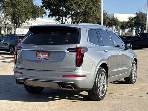 2024 Cadillac XT6 Premium Luxury AWD