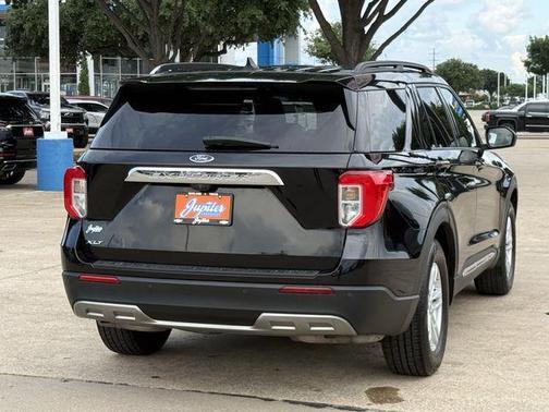 Black Metallic 2021 Ford Explorer XLT
