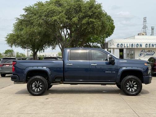 Northsky Blue Metallic 2022 Chevrolet Silverado 2500 High Country