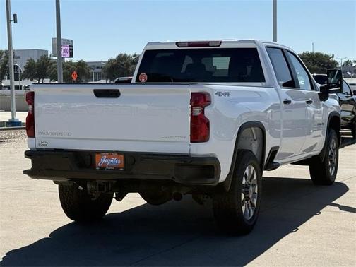 2026 Chevrolet Silverado 2500 Custom