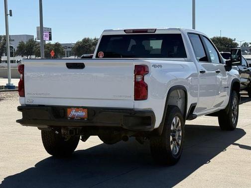 2026 Chevrolet Silverado 2500 Custom