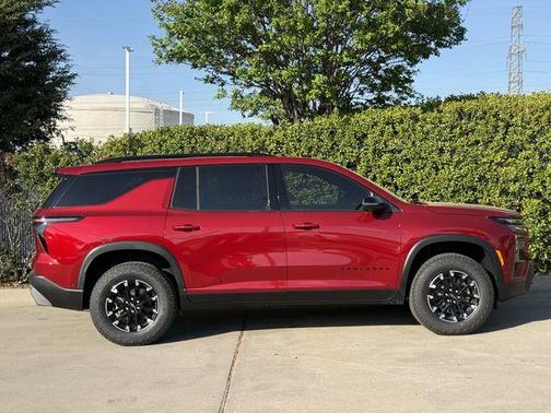 Radiant Red 2026 Chevrolet Traverse Z71
