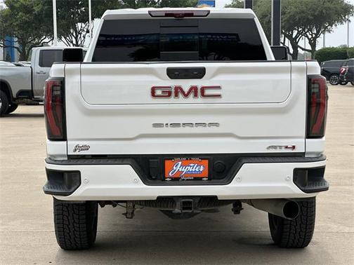 2024 GMC Sierra 2500 AT4