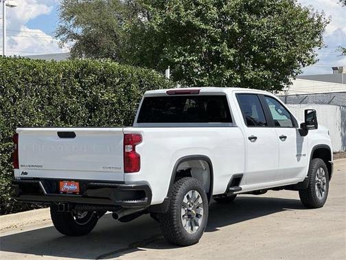 2025 Chevrolet Silverado 2500 Custom