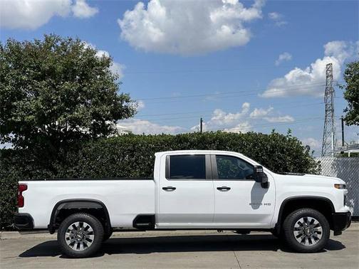 2025 Chevrolet Silverado 2500 Custom