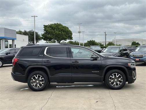 2023 GMC Acadia AWD SLE