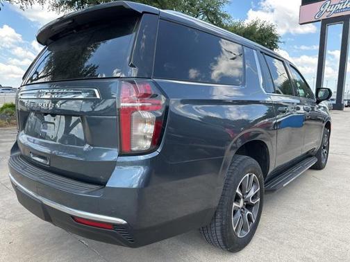 2021 Chevrolet Suburban LS