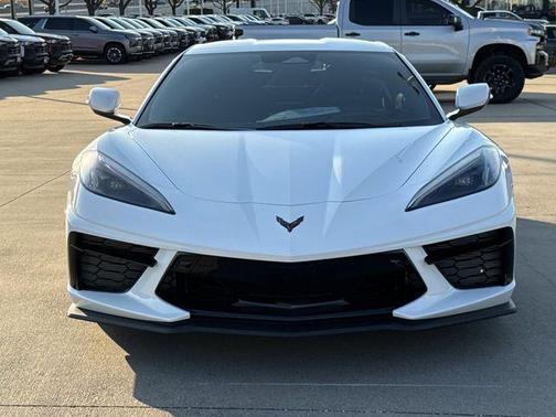 2026 Chevrolet Corvette Stingray w/2LT