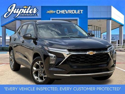 Black Metallic 2025 Chevrolet Trax LT