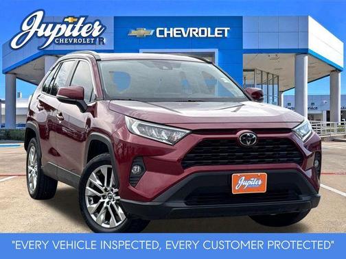 Pearl 2020 Toyota RAV4 XLE Premium