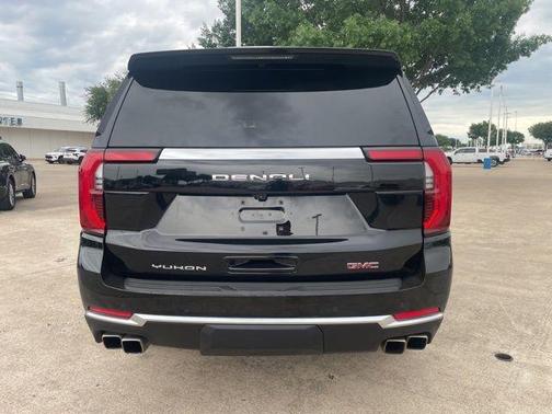 Onyx Black 2025 GMC Yukon Denali
