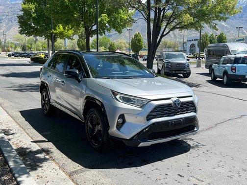 2019 Toyota RAV4 Hybrid XSE