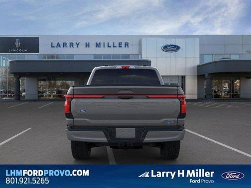 2025 Ford F-150 Lightning LARIAT