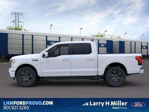 2025 Ford F-150 Lightning LARIAT