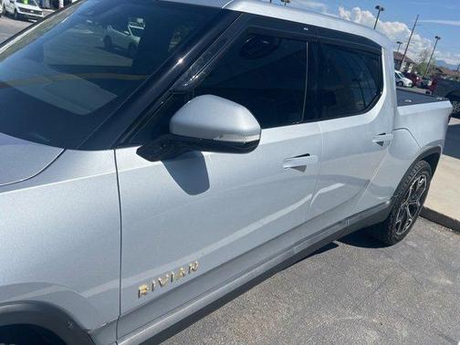2022 Rivian R1T Adventure Package