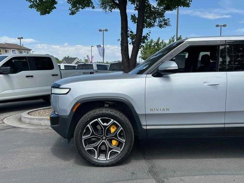 2022 Rivian R1T Adventure Package
