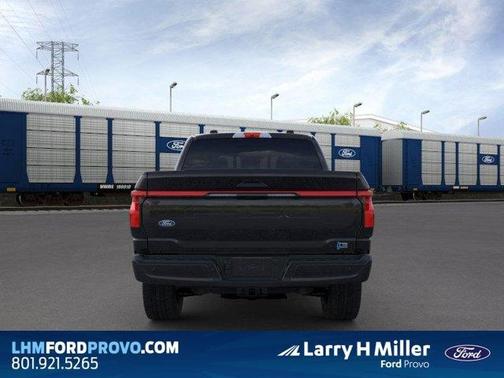2025 Ford F-150 Lightning LARIAT