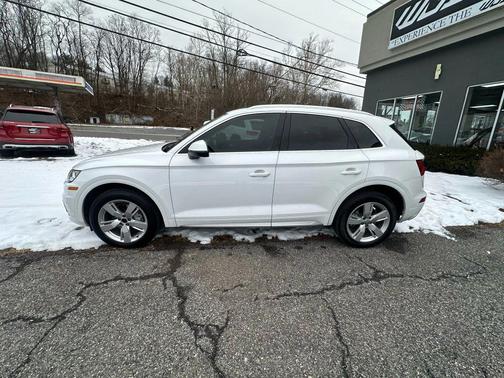 2019 Audi Q5 2.0T Premium Plus