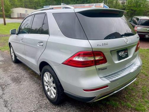 2015 Mercedes-Benz M-Class 4MATIC