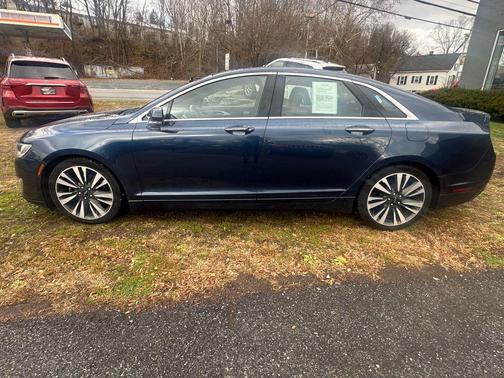 2017 Lincoln MKZ Base
