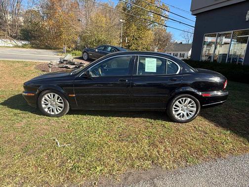 2003 Jaguar X-Type 2.5