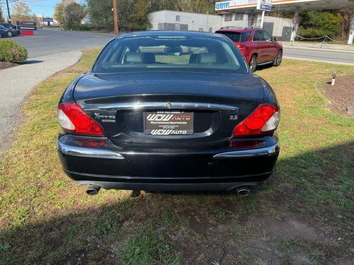 2003 Jaguar X-Type 2.5