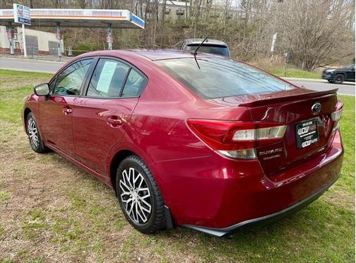 2017 Subaru Impreza 2.0i