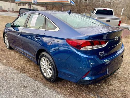2018 Hyundai SONATA SE