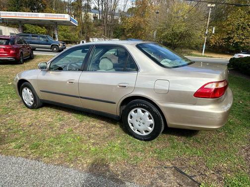 2000 Honda Accord 2.3 LX