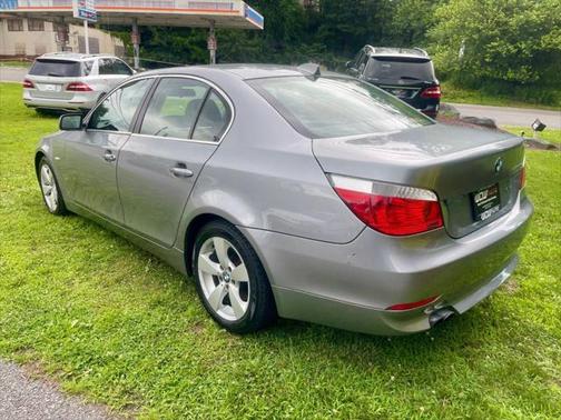 2006 BMW 525 525xi Sedan 4D