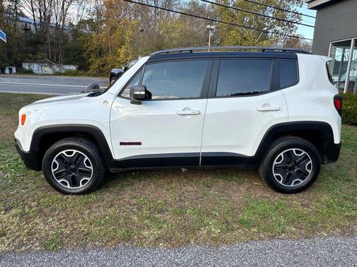2015 Jeep Renegade Trailhawk