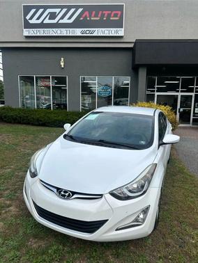 2015 Hyundai ELANTRA SE