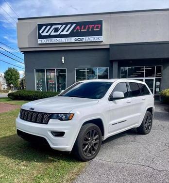 2022 Jeep Grand Cherokee Laredo