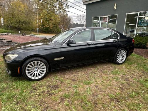 2011 BMW 750 Li xDrive